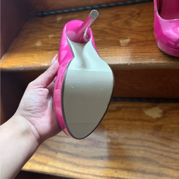 Hot Pink Heels - Picture 4 of 5